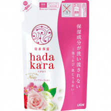 Lion Увлажняющее жидкое мыло для тела с великолепным ароматом розы и сочных красных ягод  “Hadakara" (мягкая упаковка) 360 мл